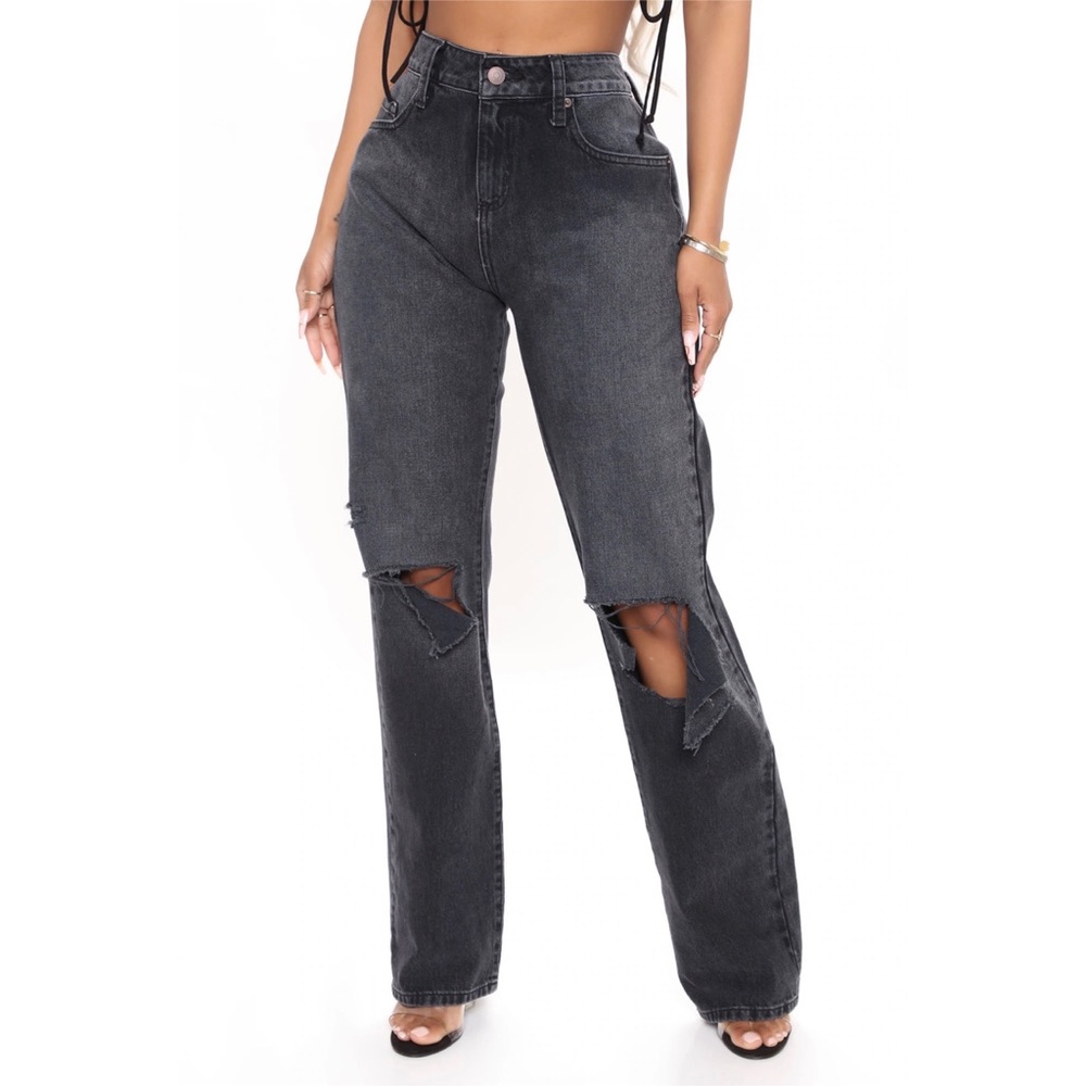 Fashion Nova Jeans worn only once for a photoshoot. Size 3